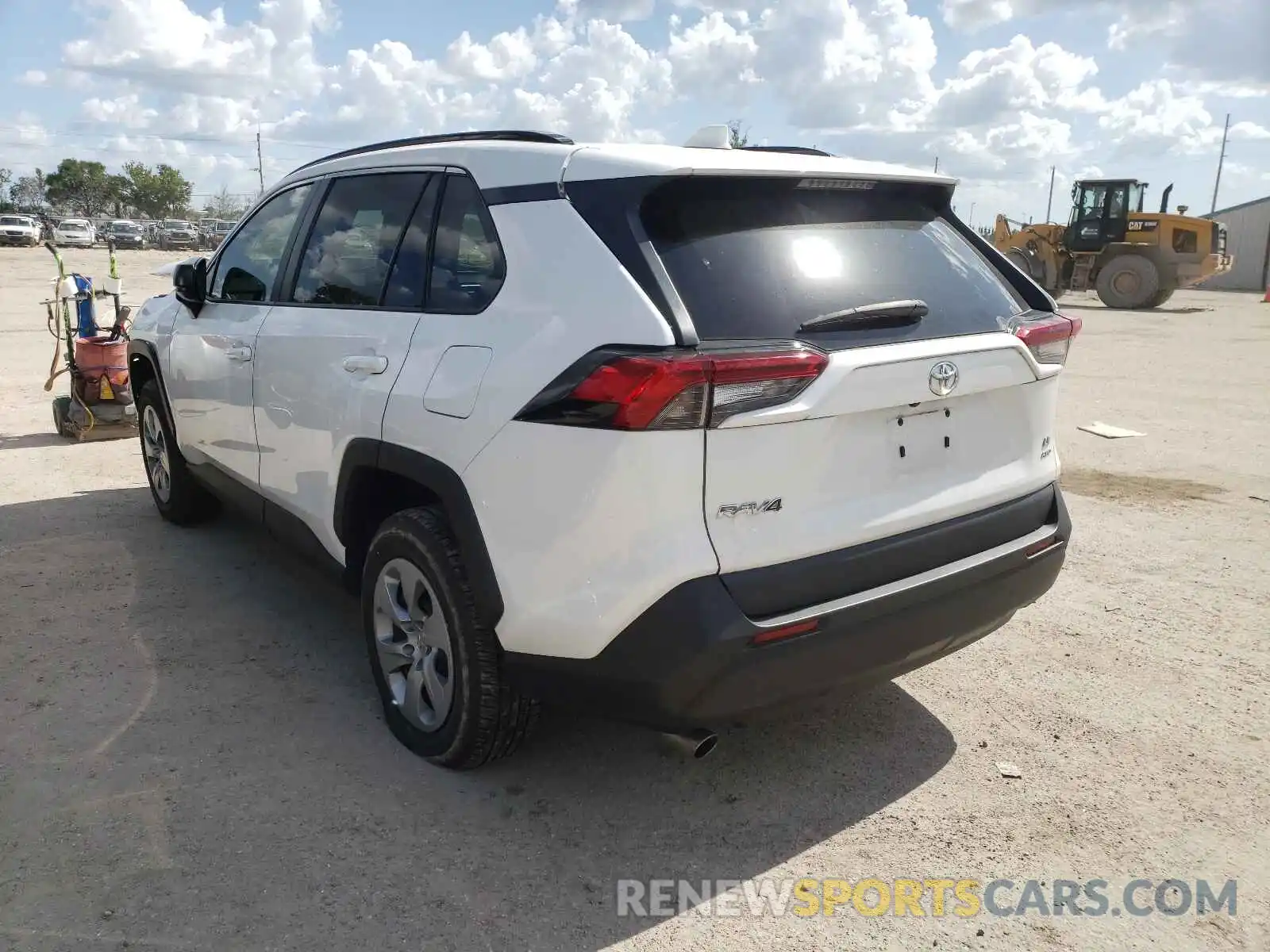 3 Photograph of a damaged car 2T3F1RFV5KW066623 TOYOTA RAV4 2019