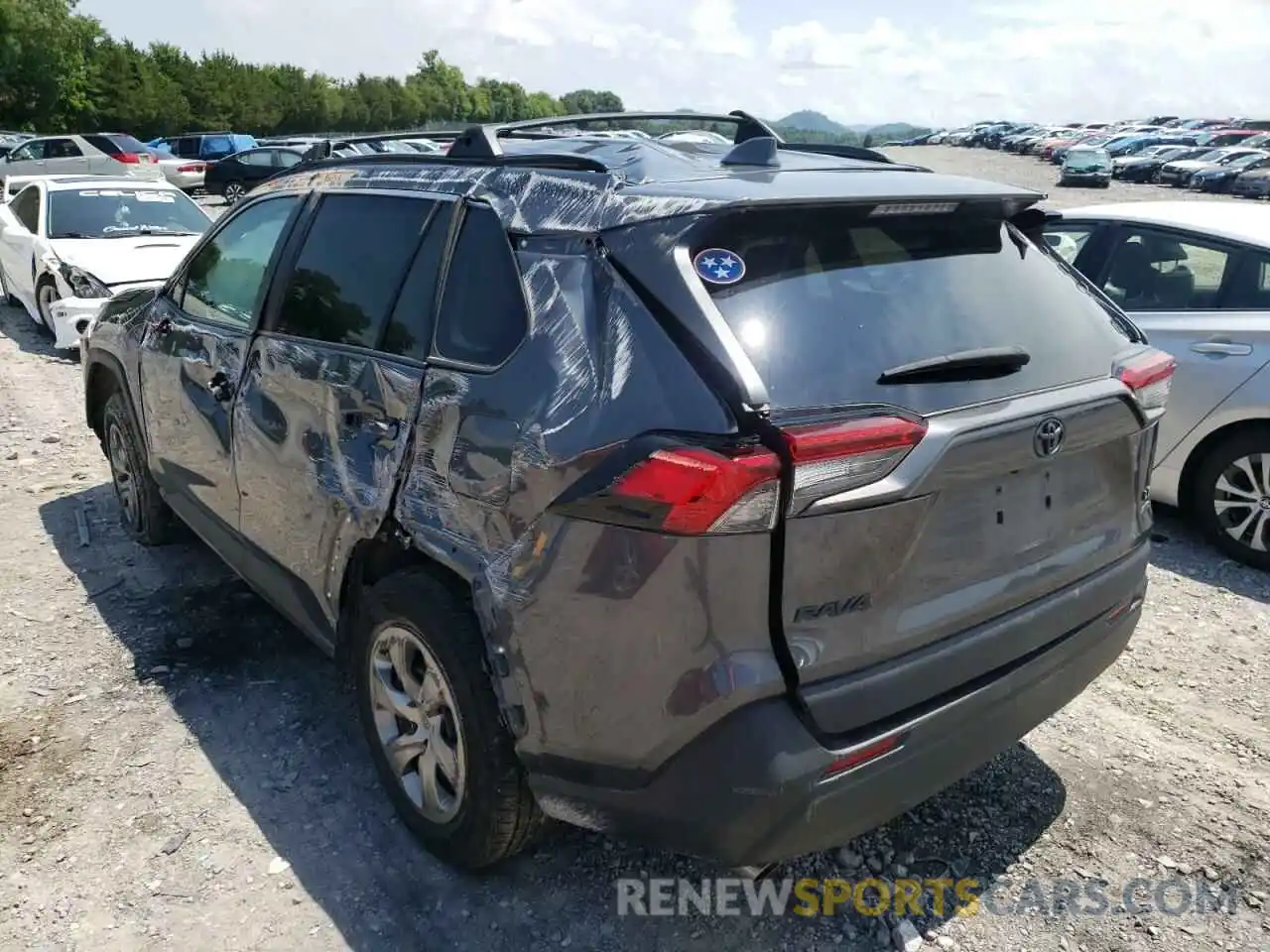 3 Photograph of a damaged car 2T3F1RFV6KC027931 TOYOTA RAV4 2019