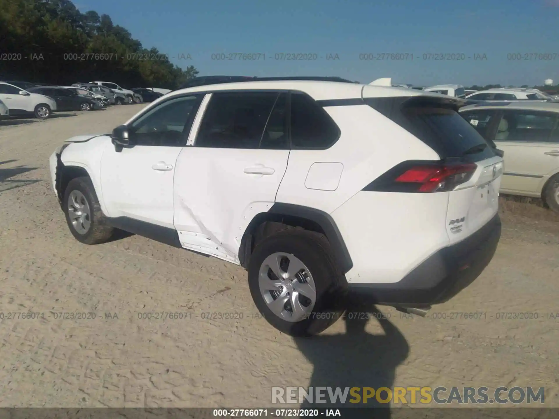 3 Photograph of a damaged car 2T3F1RFV6KW011999 TOYOTA RAV4 2019