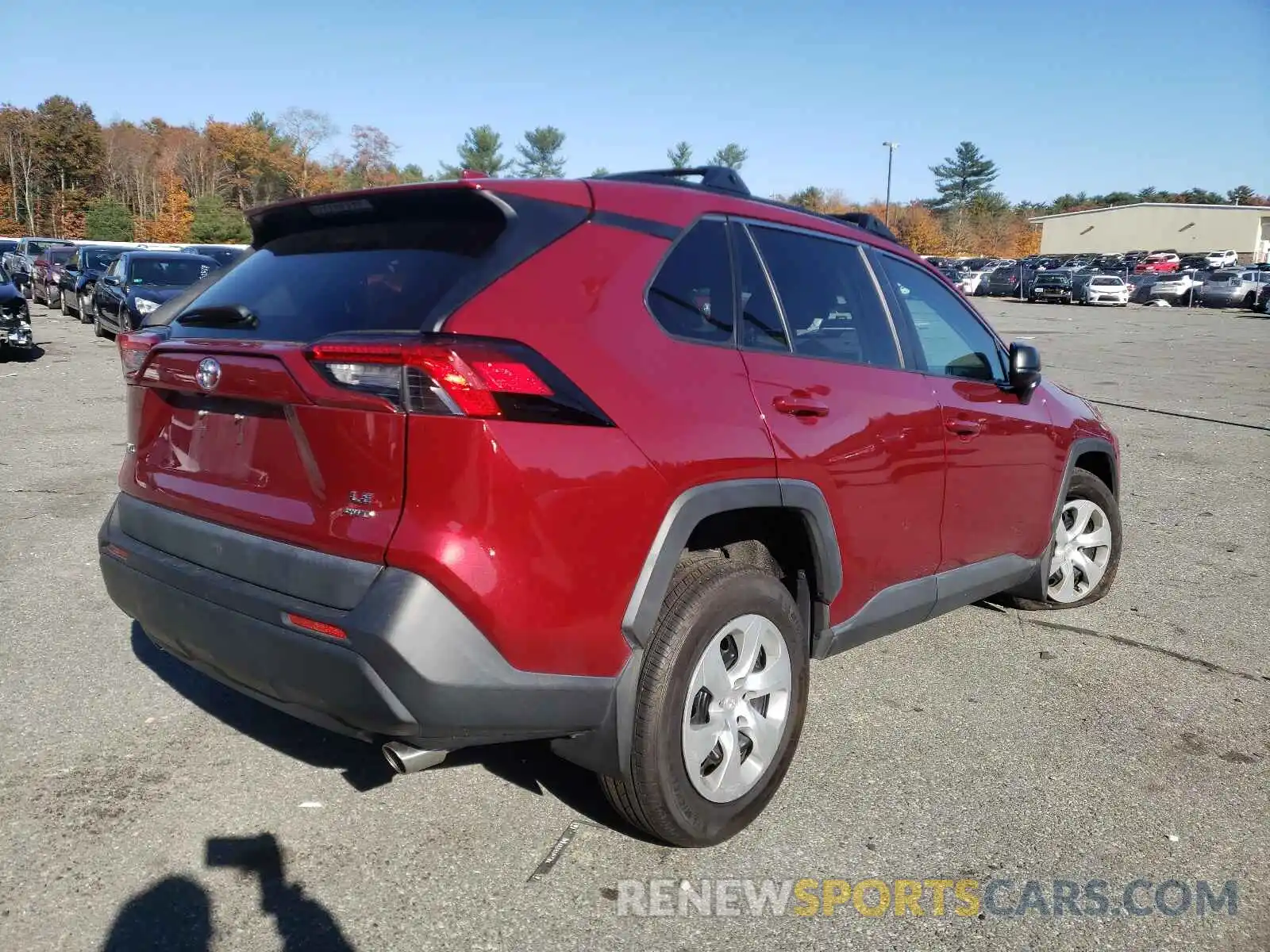 4 Photograph of a damaged car 2T3F1RFV6KW022002 TOYOTA RAV4 2019