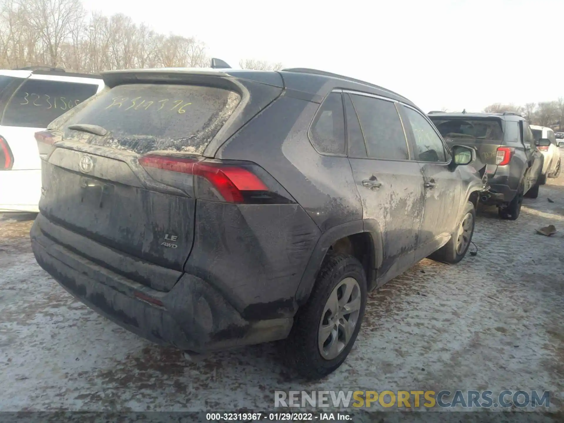 4 Фотография поврежденного автомобиля 2T3F1RFV6KW049135 TOYOTA RAV4 2019