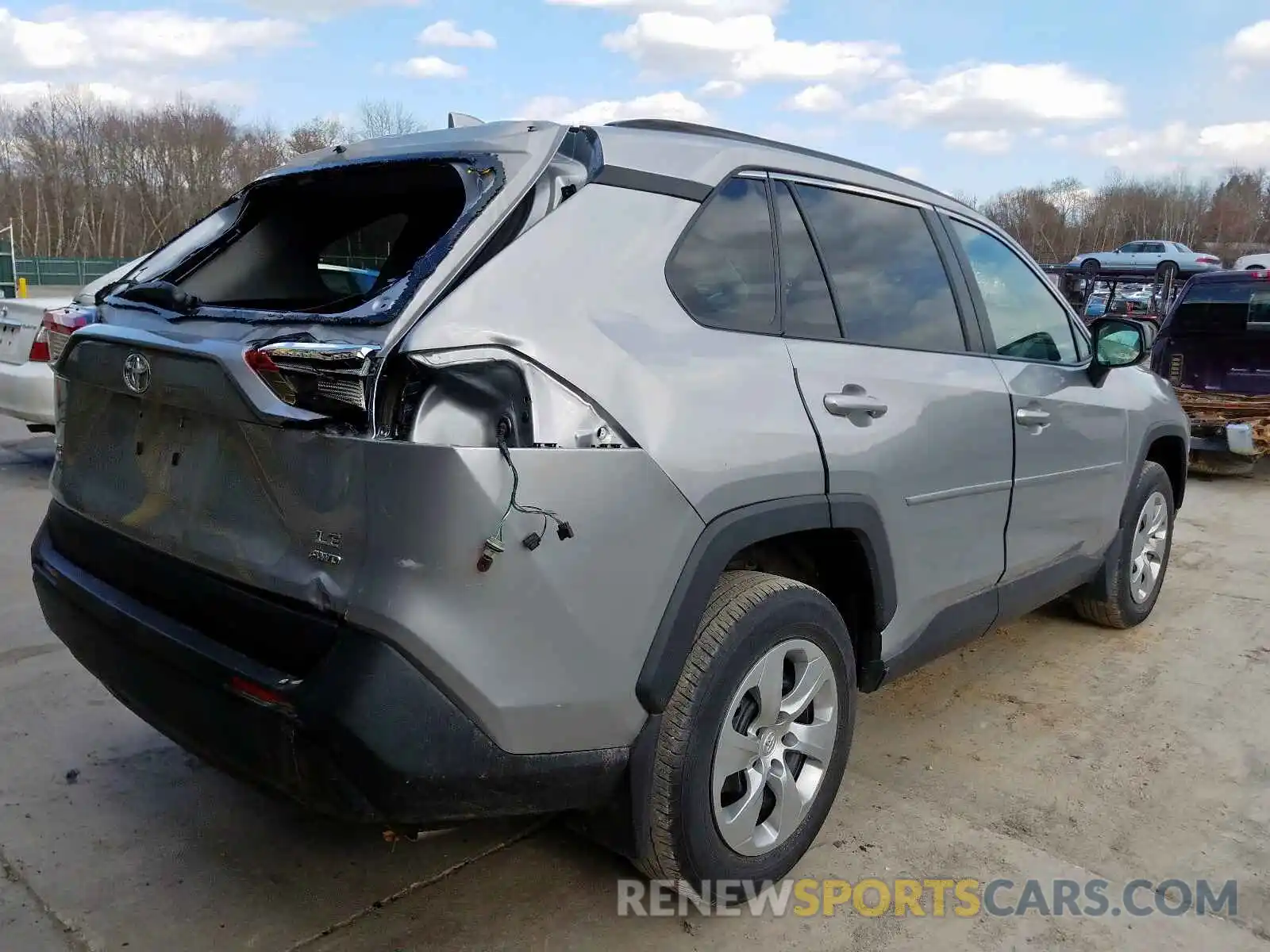 4 Photograph of a damaged car 2T3F1RFV6KW049183 TOYOTA RAV4 2019