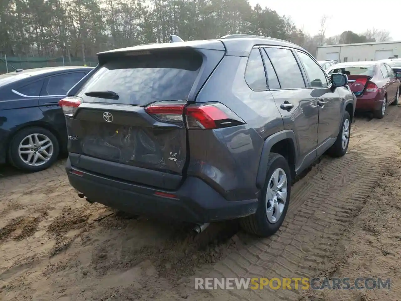 4 Photograph of a damaged car 2T3F1RFV6KW071989 TOYOTA RAV4 2019