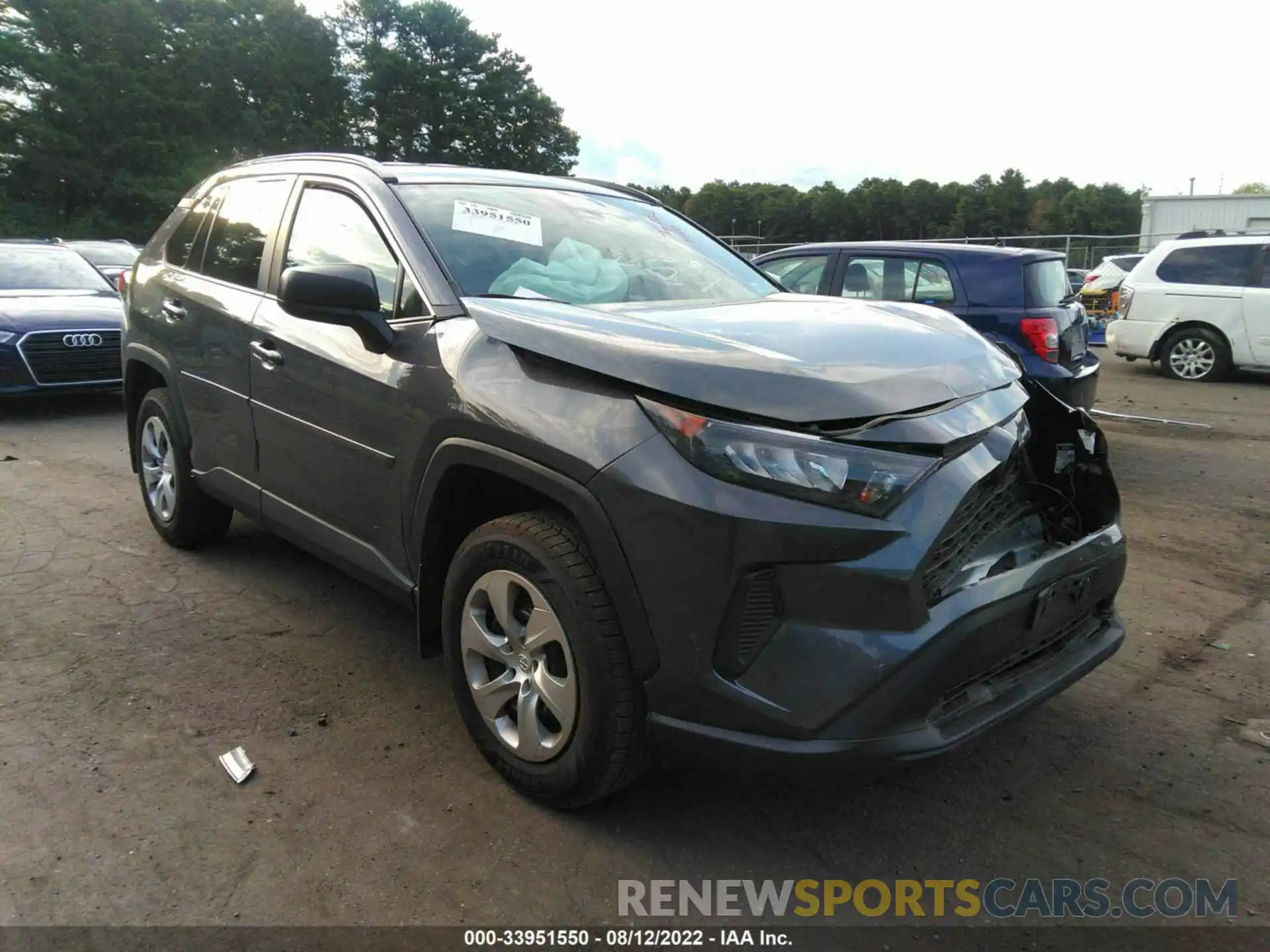 1 Photograph of a damaged car 2T3F1RFV7KC009681 TOYOTA RAV4 2019