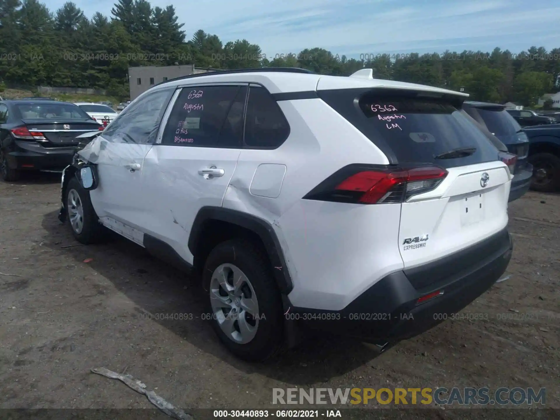 3 Photograph of a damaged car 2T3F1RFV7KC015321 TOYOTA RAV4 2019