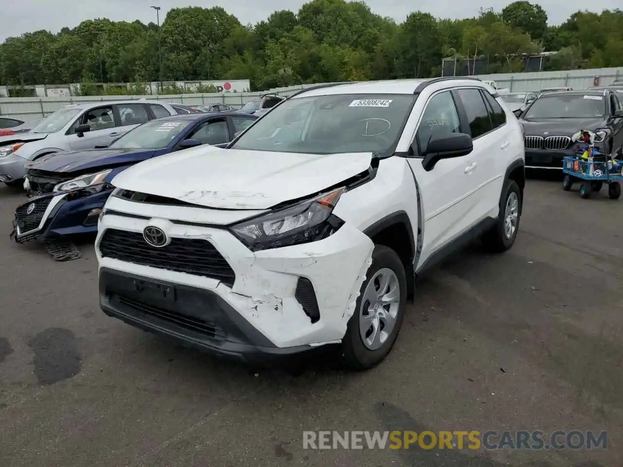 2 Фотография поврежденного автомобиля 2T3F1RFV7KC015917 TOYOTA RAV4 2019