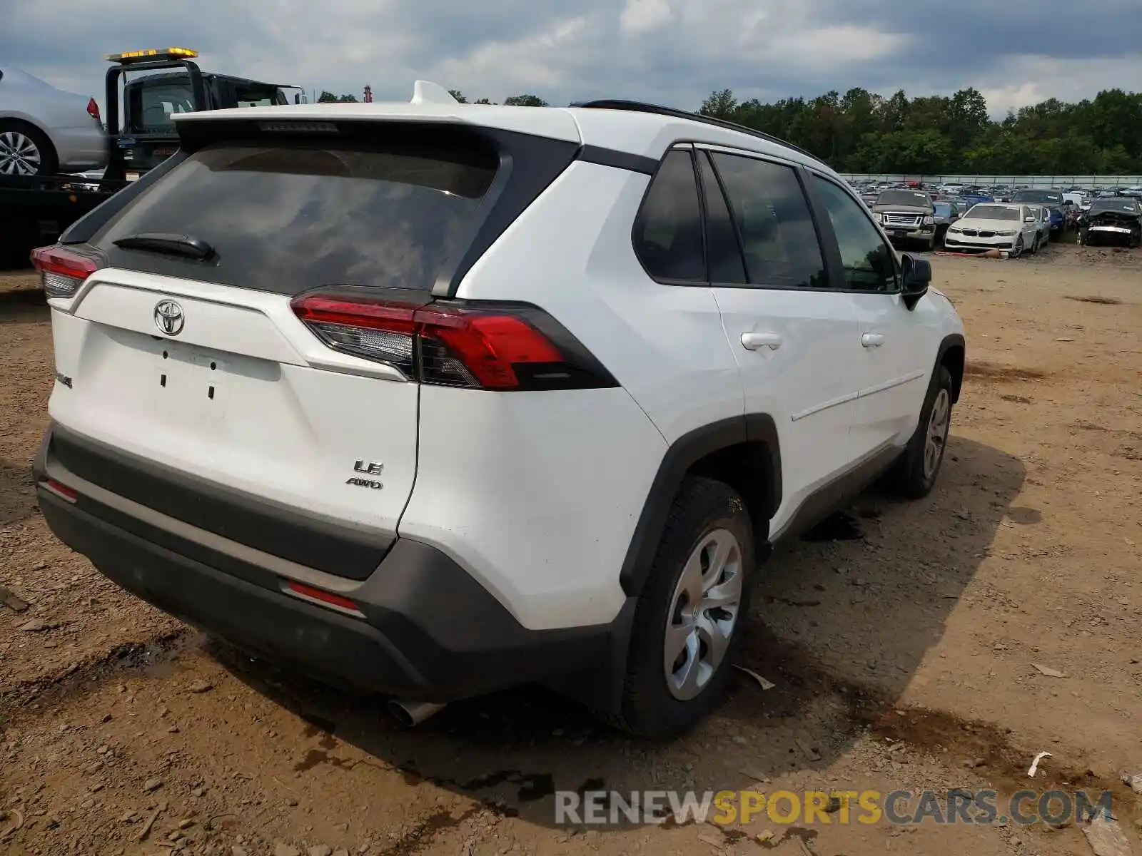 4 Photograph of a damaged car 2T3F1RFV7KC033589 TOYOTA RAV4 2019