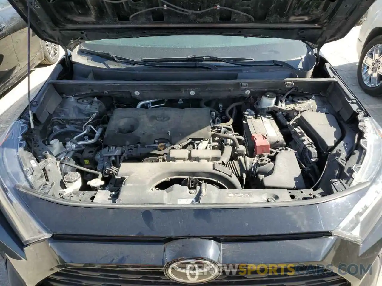 10 Photograph of a damaged car 2T3F1RFV7KW017777 TOYOTA RAV4 2019