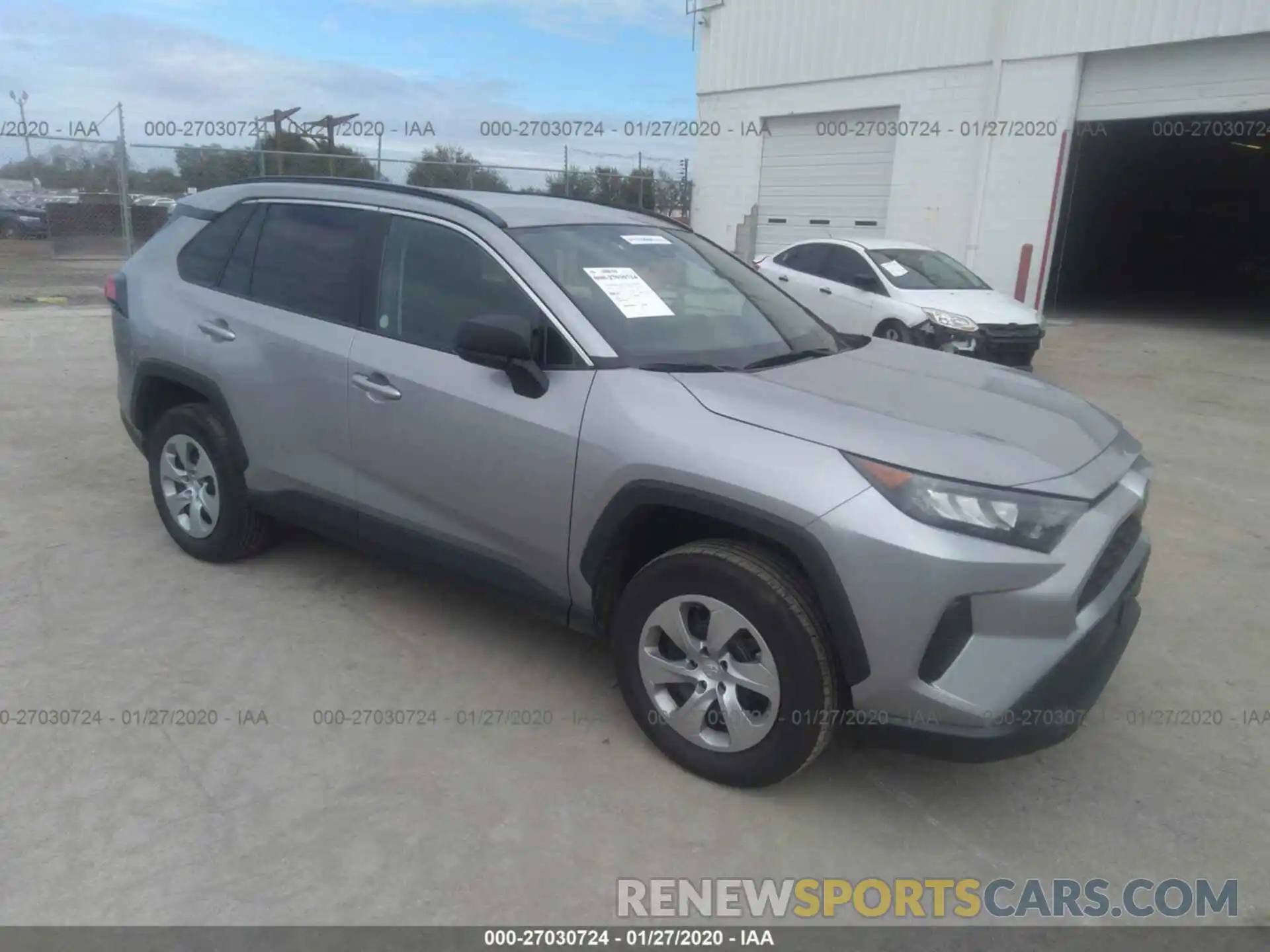 1 Photograph of a damaged car 2T3F1RFV7KW017861 TOYOTA RAV4 2019