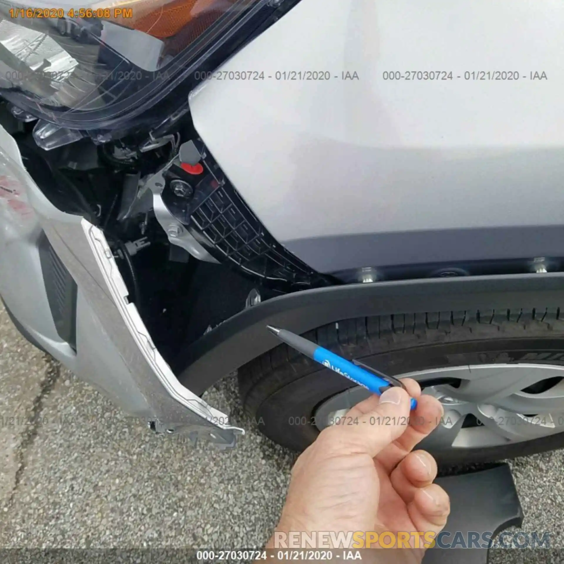 14 Photograph of a damaged car 2T3F1RFV7KW017861 TOYOTA RAV4 2019