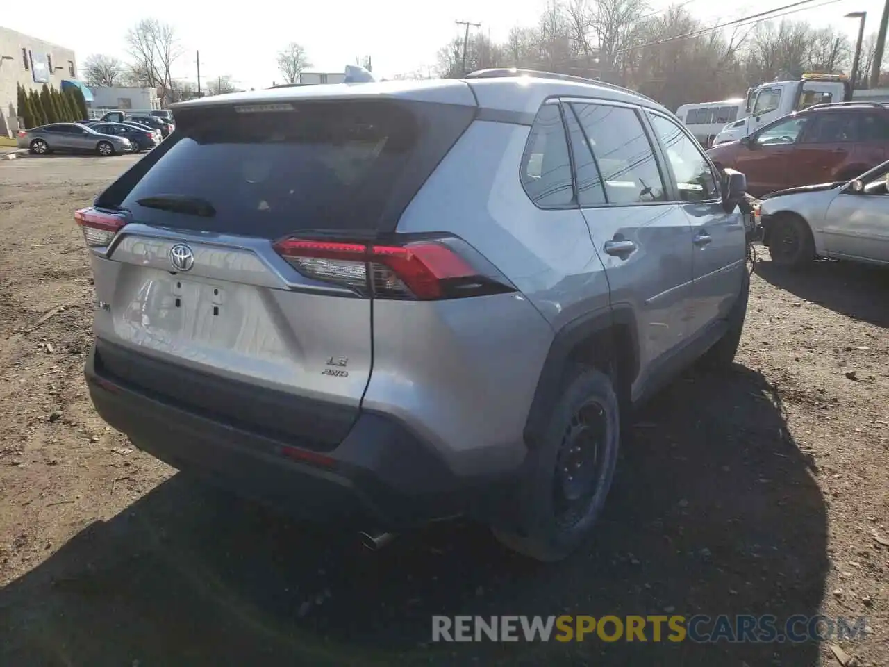 4 Photograph of a damaged car 2T3F1RFV7KW033509 TOYOTA RAV4 2019