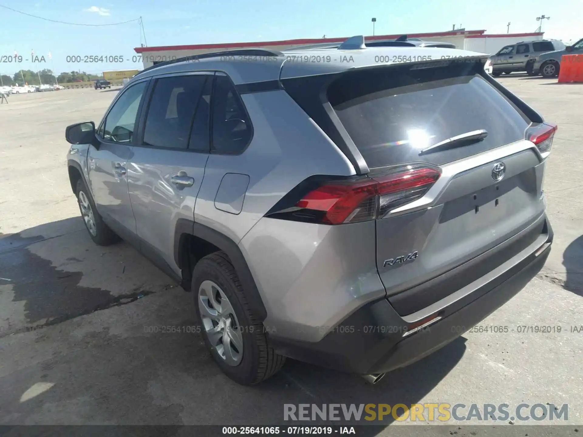 3 Photograph of a damaged car 2T3F1RFV7KW053355 TOYOTA RAV4 2019