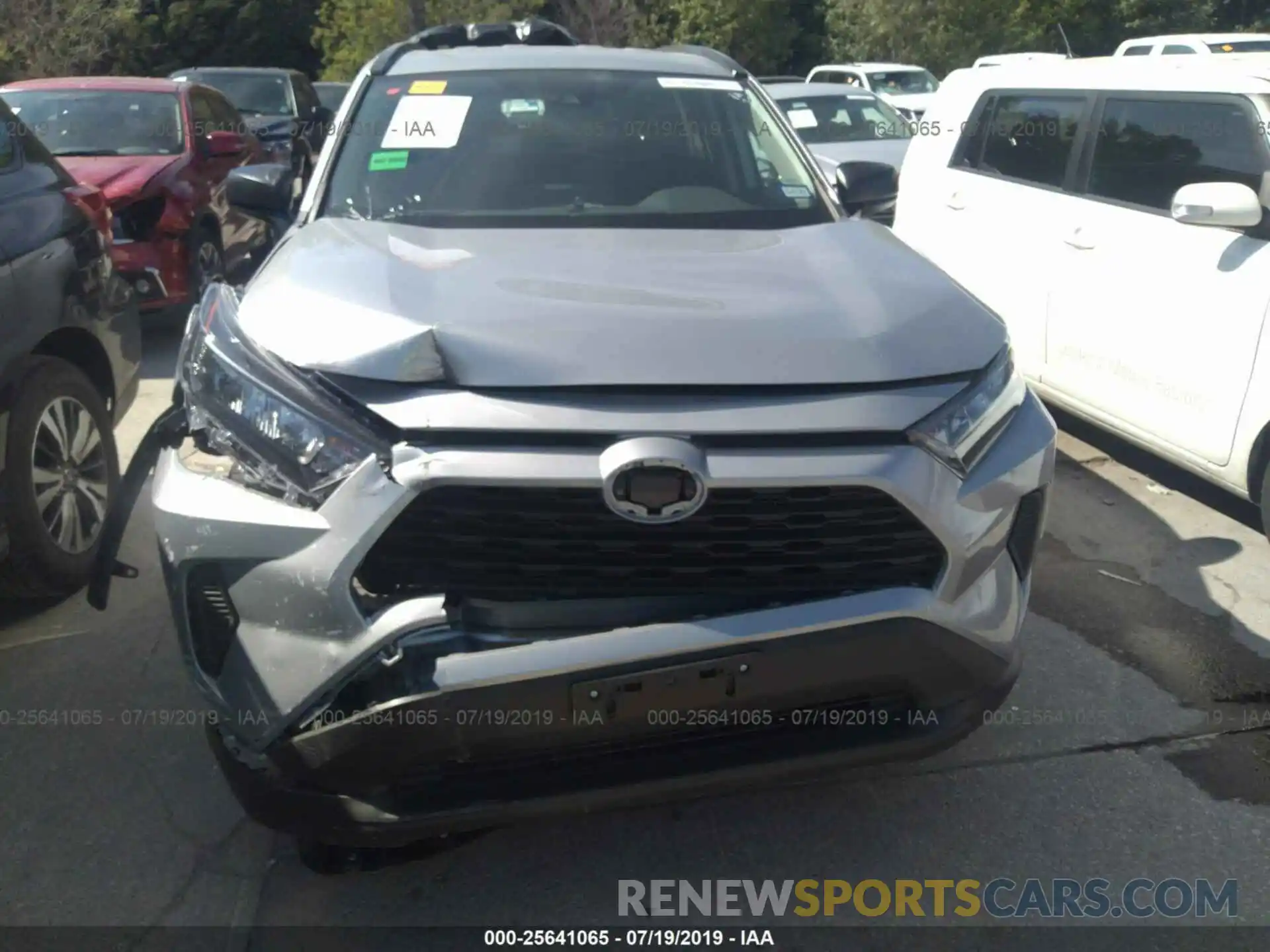 6 Photograph of a damaged car 2T3F1RFV7KW053355 TOYOTA RAV4 2019