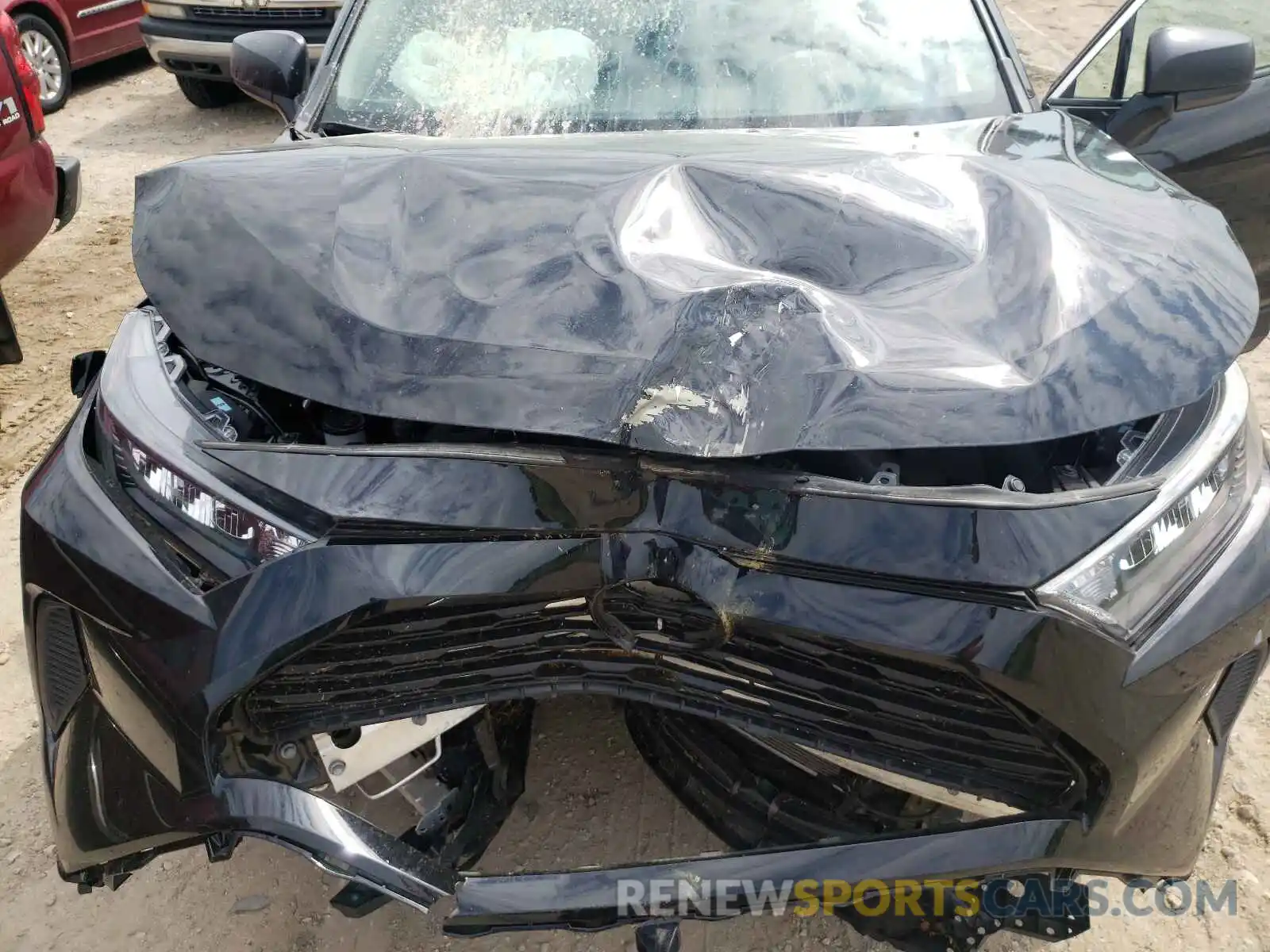 7 Photograph of a damaged car 2T3F1RFV7KW073749 TOYOTA RAV4 2019