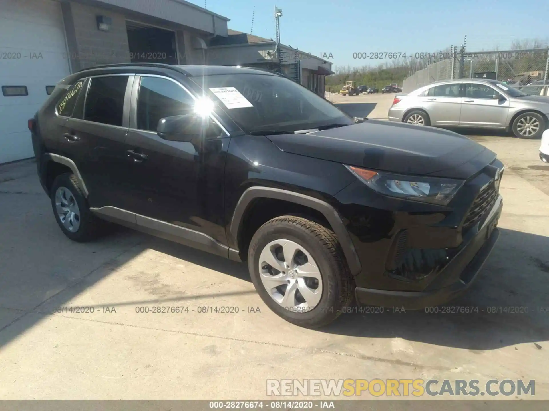 1 Photograph of a damaged car 2T3F1RFV7KW077574 TOYOTA RAV4 2019