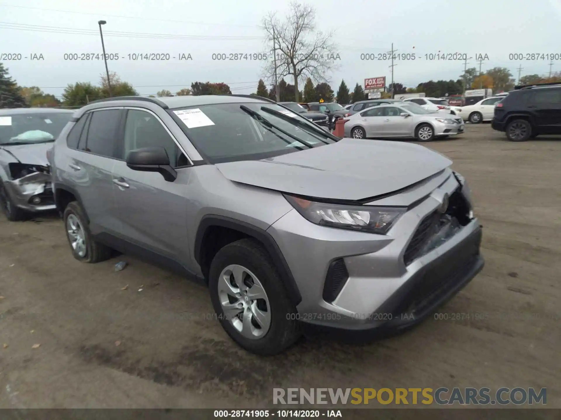 1 Photograph of a damaged car 2T3F1RFV8KC012038 TOYOTA RAV4 2019