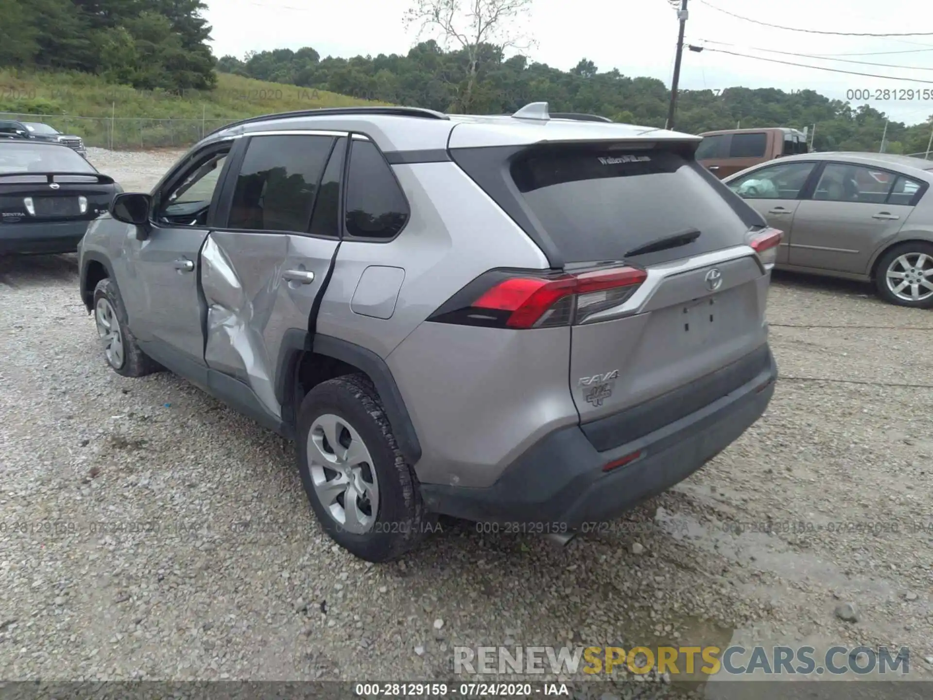 3 Photograph of a damaged car 2T3F1RFV8KC032113 TOYOTA RAV4 2019