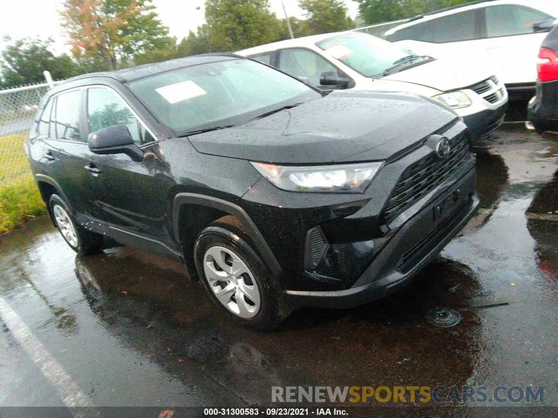 1 Photograph of a damaged car 2T3F1RFV8KC034220 TOYOTA RAV4 2019