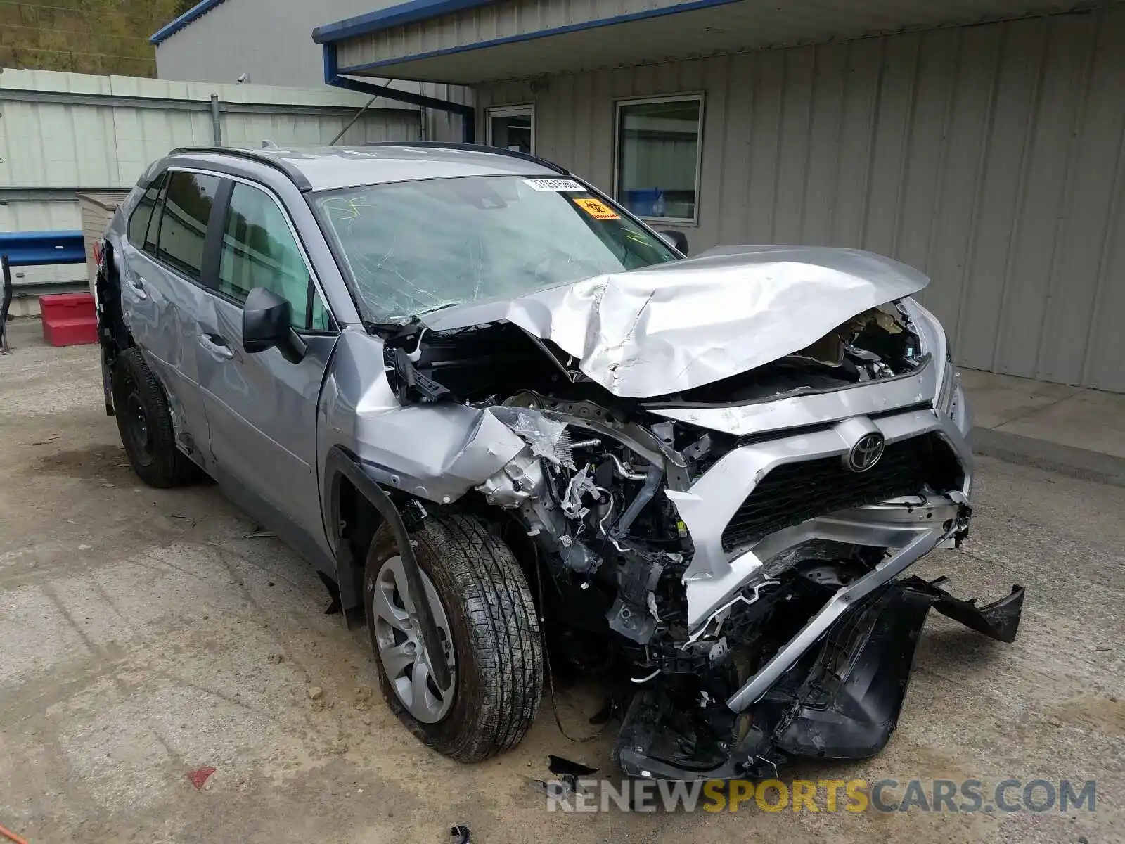 1 Photograph of a damaged car 2T3F1RFV8KC051986 TOYOTA RAV4 2019