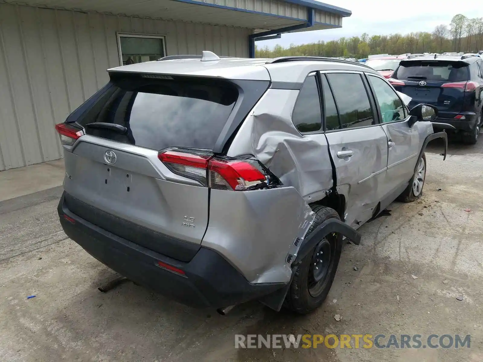 4 Photograph of a damaged car 2T3F1RFV8KC051986 TOYOTA RAV4 2019