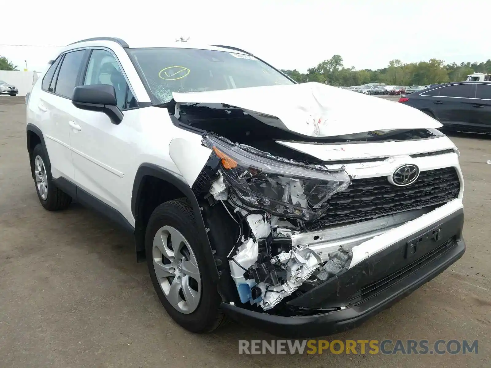 1 Photograph of a damaged car 2T3F1RFV8KC057058 TOYOTA RAV4 2019