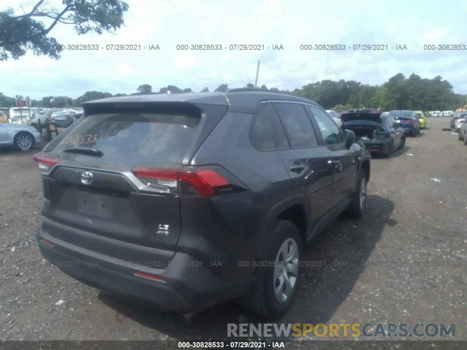 4 Photograph of a damaged car 2T3F1RFV8KC059067 TOYOTA RAV4 2019