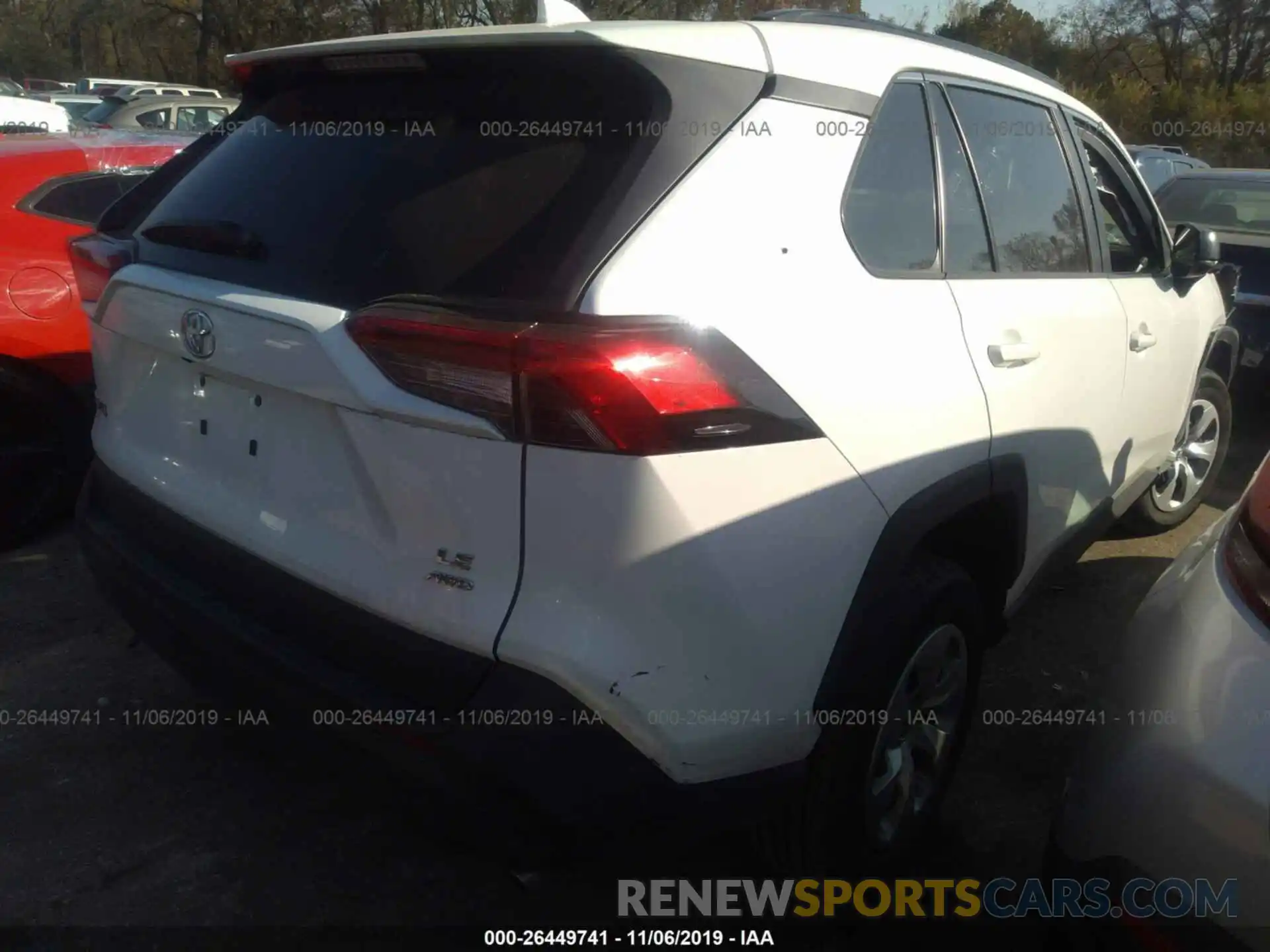 4 Photograph of a damaged car 2T3F1RFV8KW014953 TOYOTA RAV4 2019