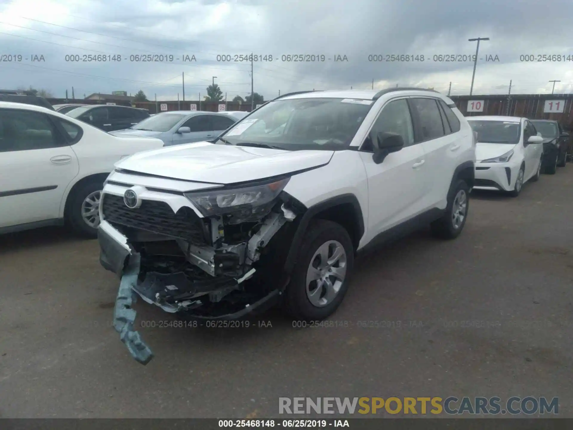 2 Photograph of a damaged car 2T3F1RFV8KW018145 TOYOTA RAV4 2019