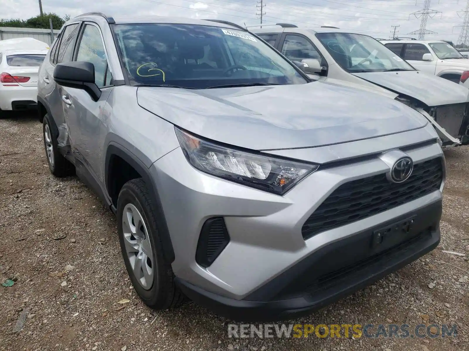 1 Фотография поврежденного автомобиля 2T3F1RFV8KW018405 TOYOTA RAV4 2019