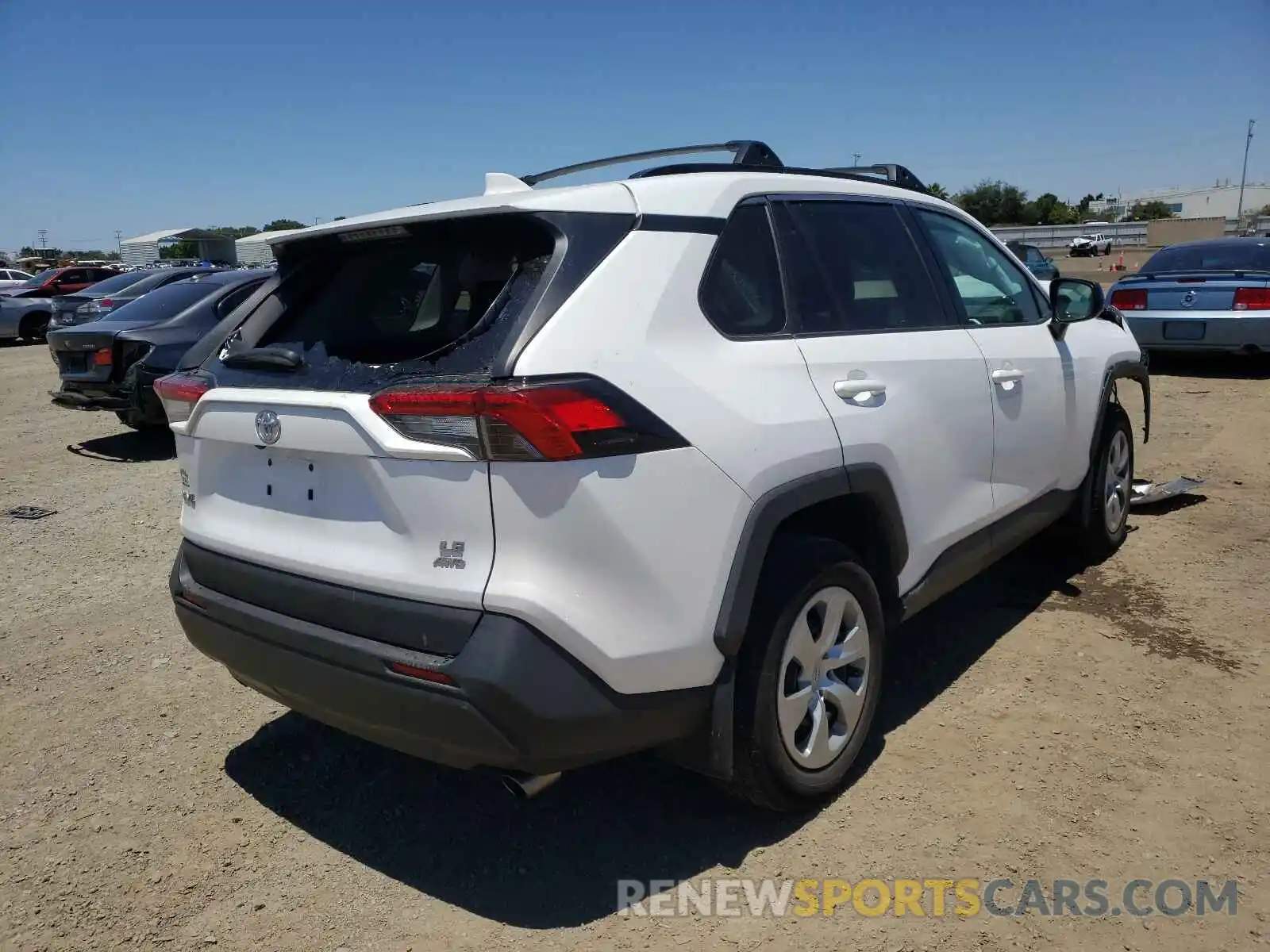 4 Photograph of a damaged car 2T3F1RFV8KW020574 TOYOTA RAV4 2019