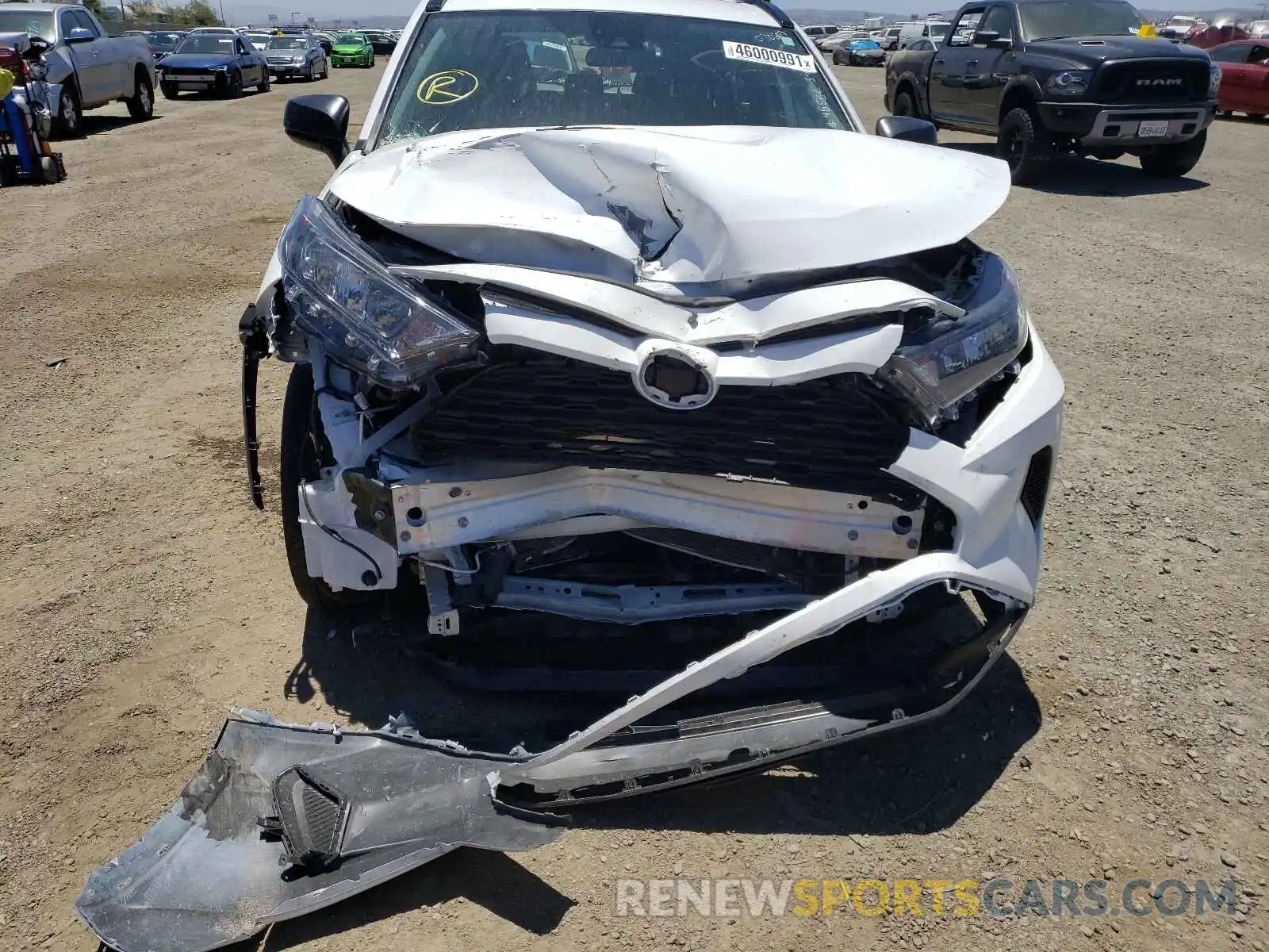 7 Photograph of a damaged car 2T3F1RFV8KW020574 TOYOTA RAV4 2019