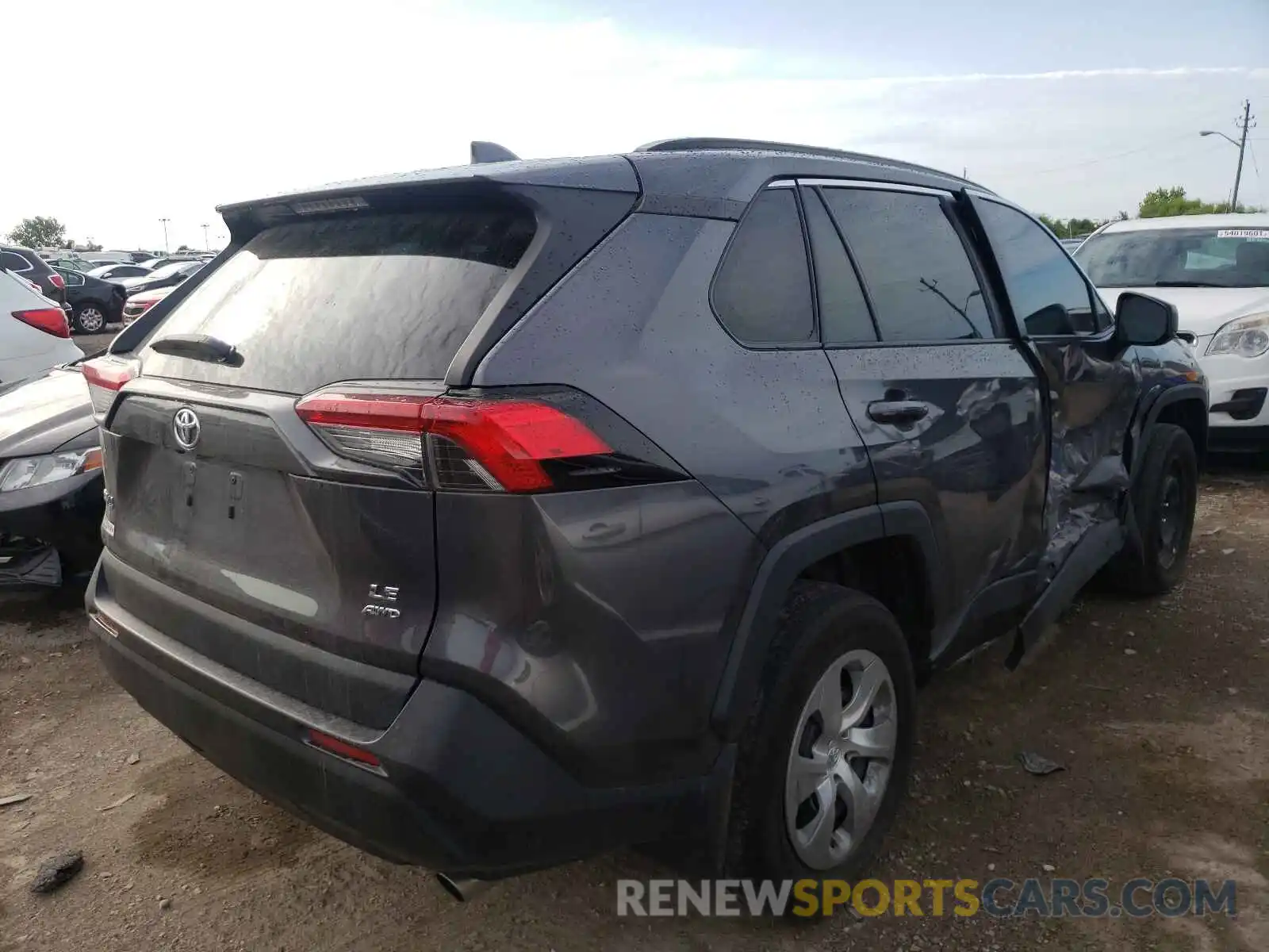 4 Photograph of a damaged car 2T3F1RFV8KW021059 TOYOTA RAV4 2019