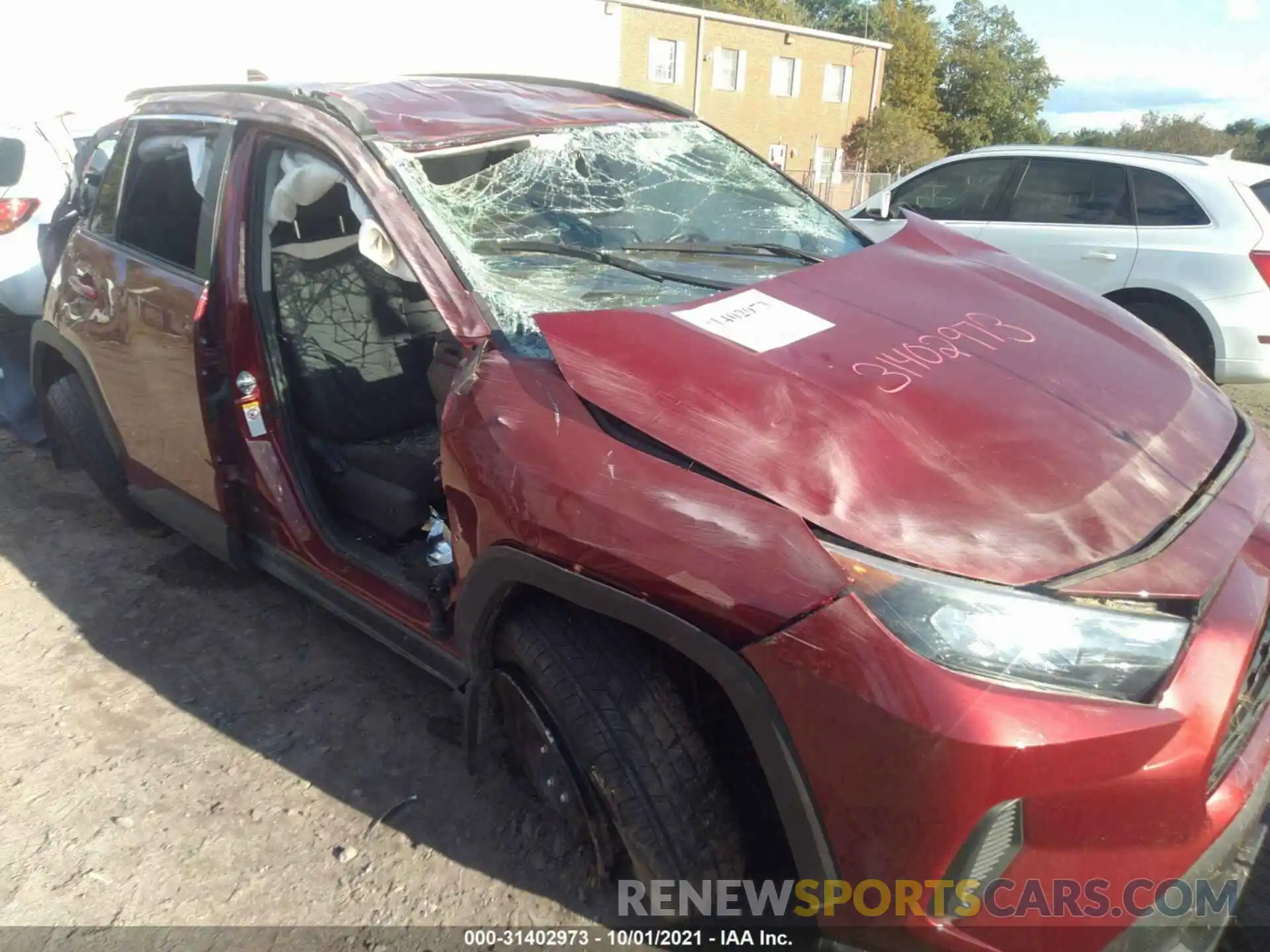 6 Photograph of a damaged car 2T3F1RFV8KW024740 TOYOTA RAV4 2019