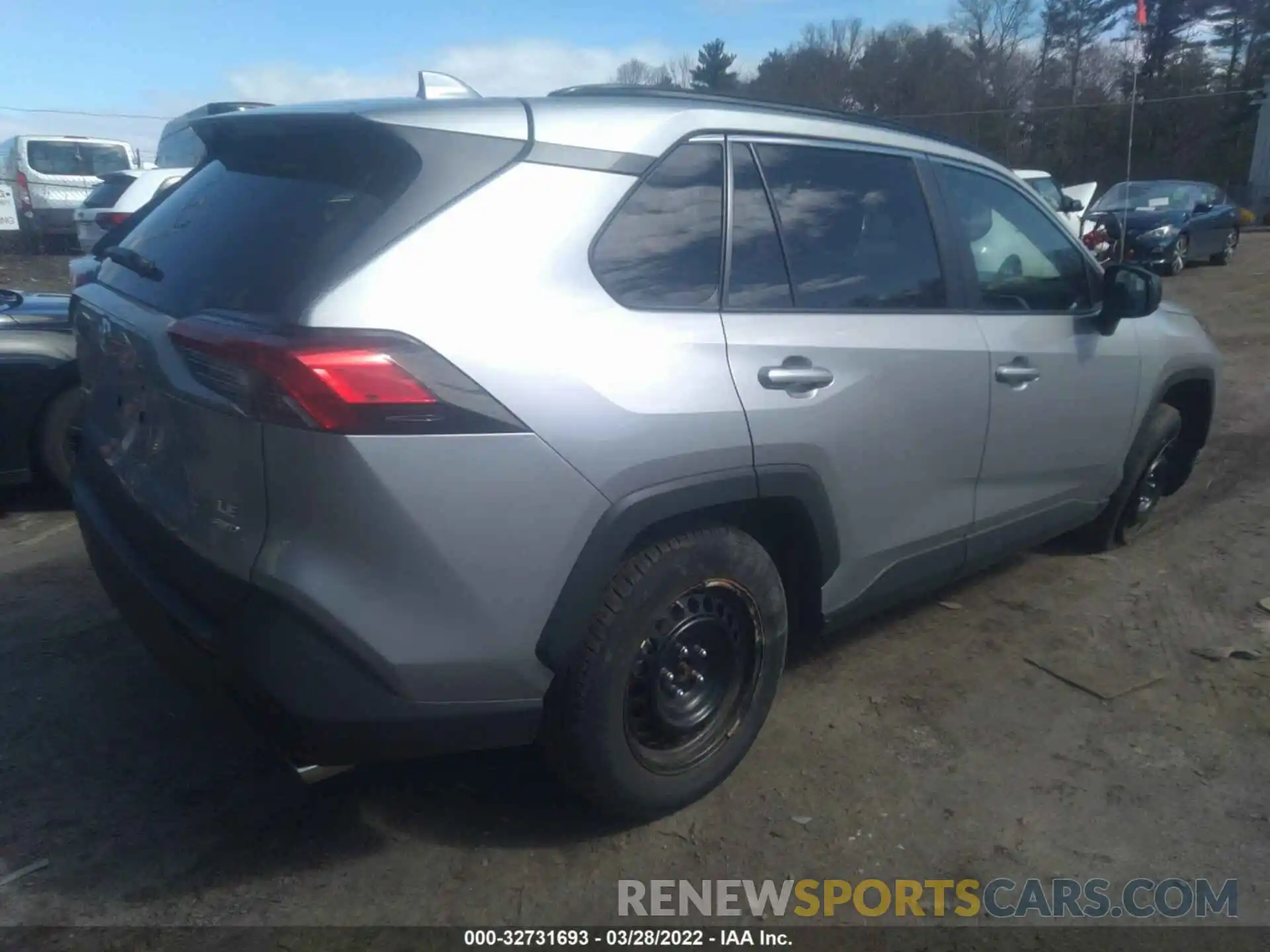 4 Photograph of a damaged car 2T3F1RFV8KW035057 TOYOTA RAV4 2019