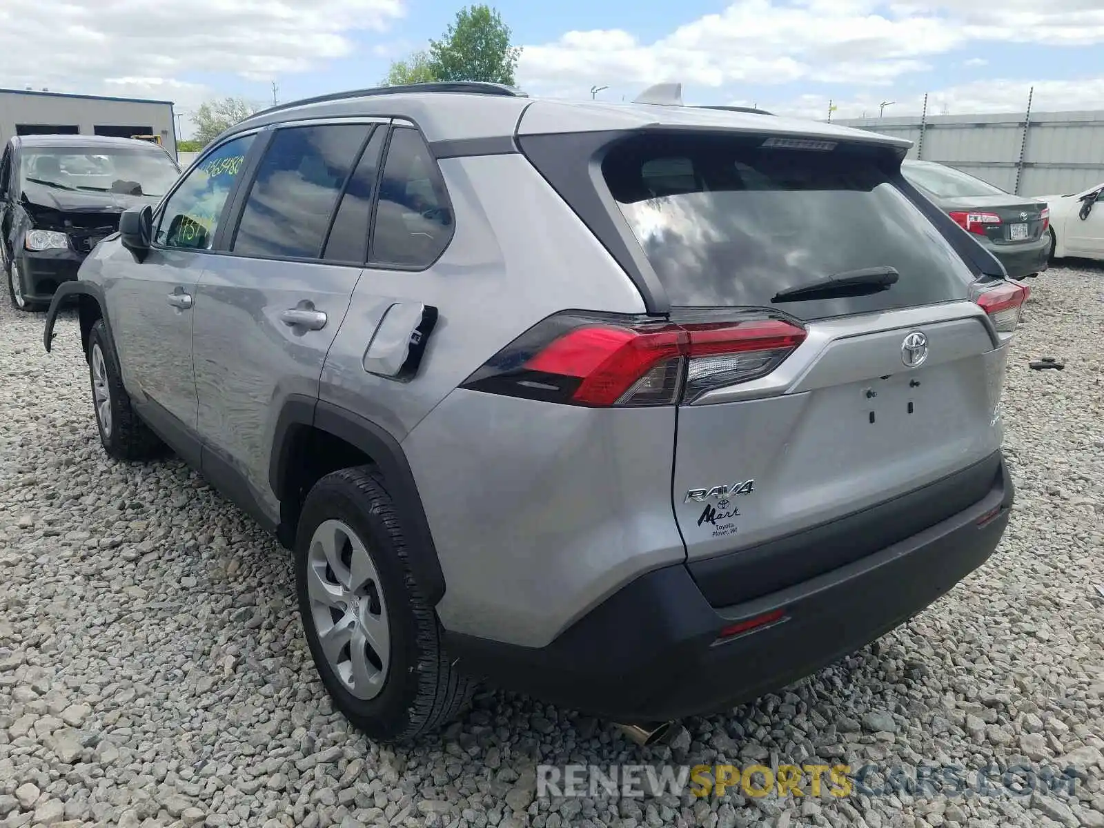 3 Photograph of a damaged car 2T3F1RFV8KW051694 TOYOTA RAV4 2019