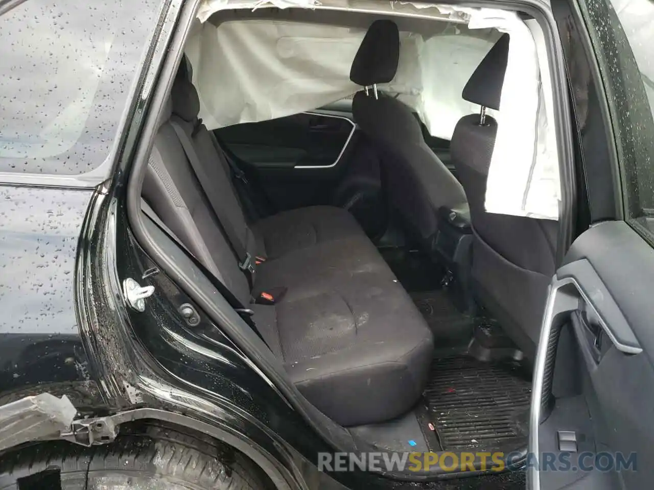 6 Photograph of a damaged car 2T3F1RFV8KW057205 TOYOTA RAV4 2019