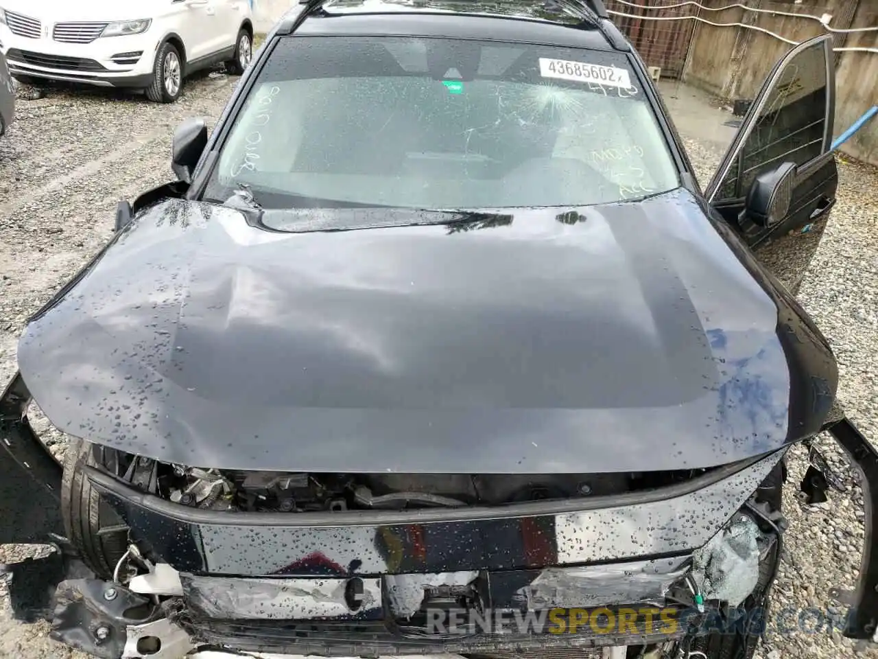 7 Photograph of a damaged car 2T3F1RFV8KW057205 TOYOTA RAV4 2019