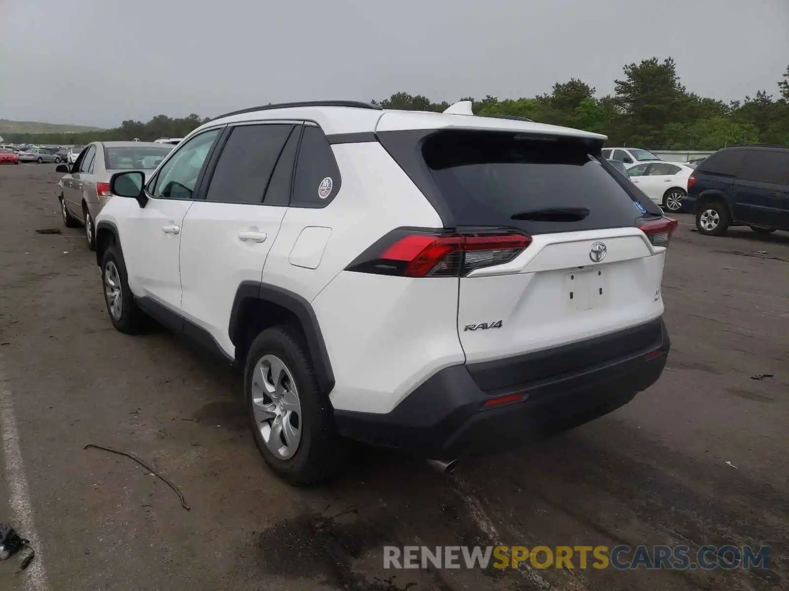 3 Photograph of a damaged car 2T3F1RFV8KW065840 TOYOTA RAV4 2019