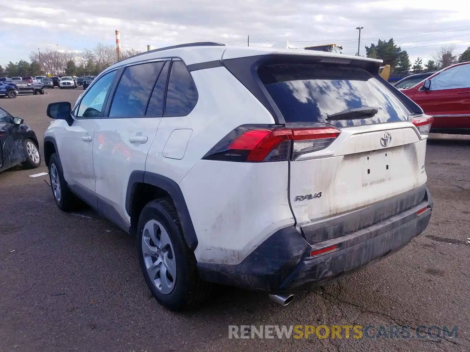 3 Photograph of a damaged car 2T3F1RFV8KW066275 TOYOTA RAV4 2019