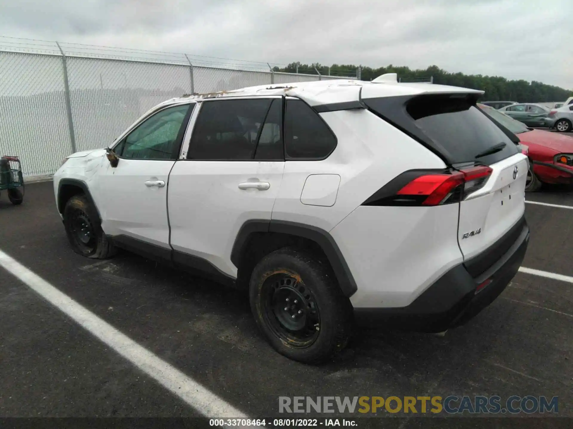 3 Photograph of a damaged car 2T3F1RFV8KW071654 TOYOTA RAV4 2019