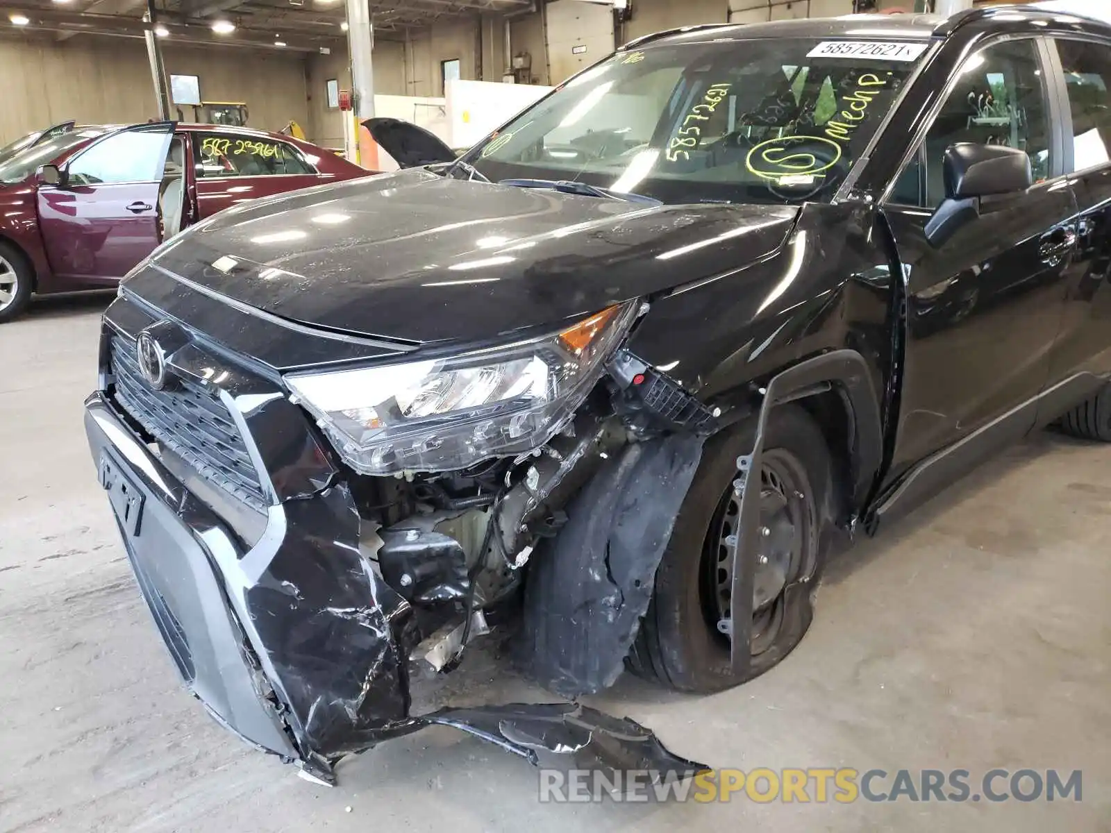 9 Photograph of a damaged car 2T3F1RFV8KW075770 TOYOTA RAV4 2019