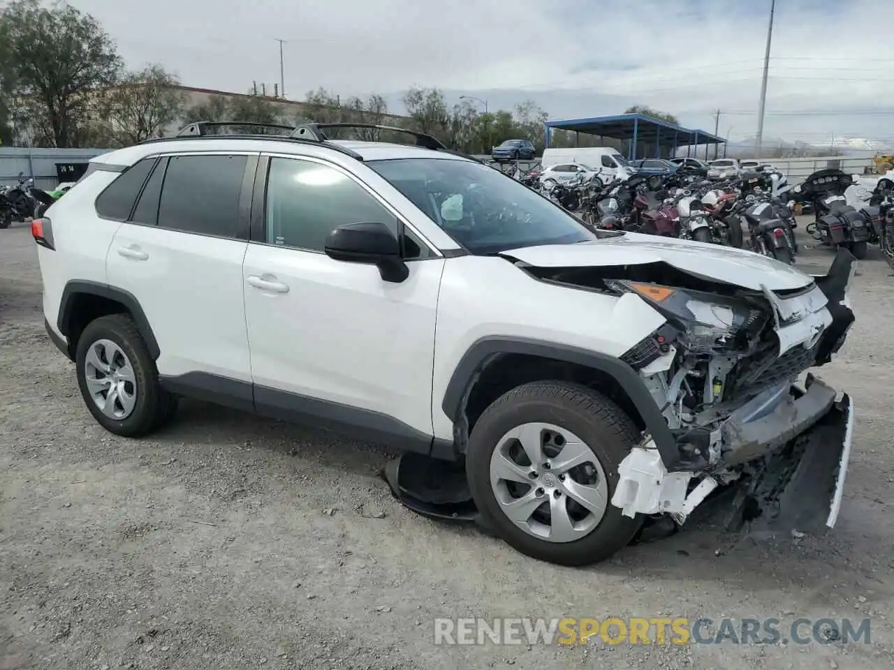 4 Photograph of a damaged car 2T3F1RFV8KW082251 TOYOTA RAV4 2019