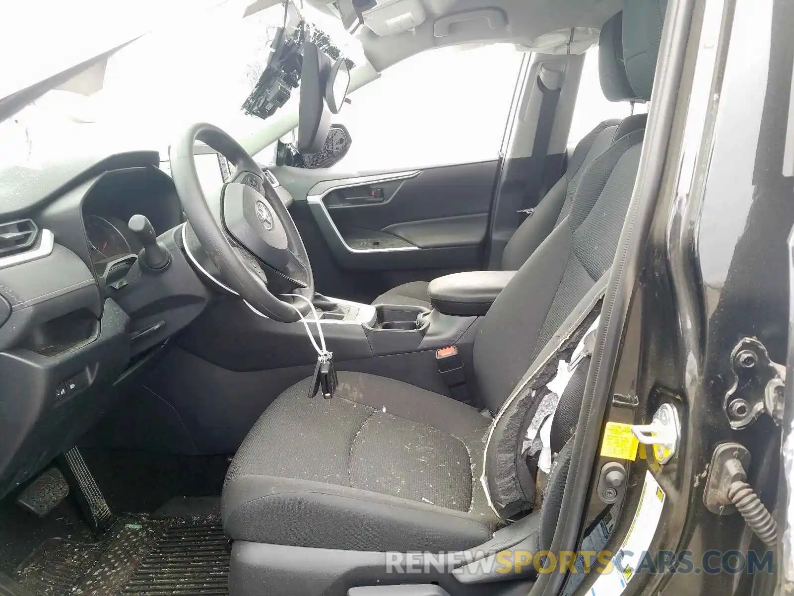 5 Photograph of a damaged car 2T3F1RFV8KW082489 TOYOTA RAV4 2019