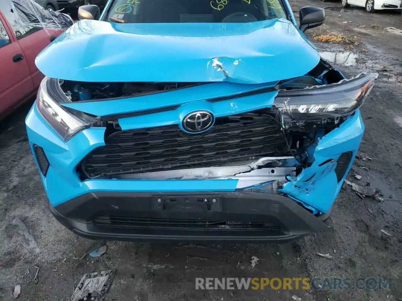 9 Photograph of a damaged car 2T3F1RFV9KC026272 TOYOTA RAV4 2019