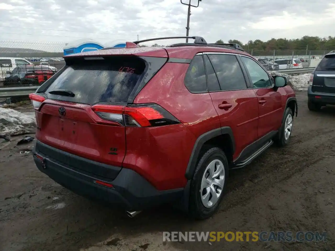 4 Photograph of a damaged car 2T3F1RFV9KC055240 TOYOTA RAV4 2019