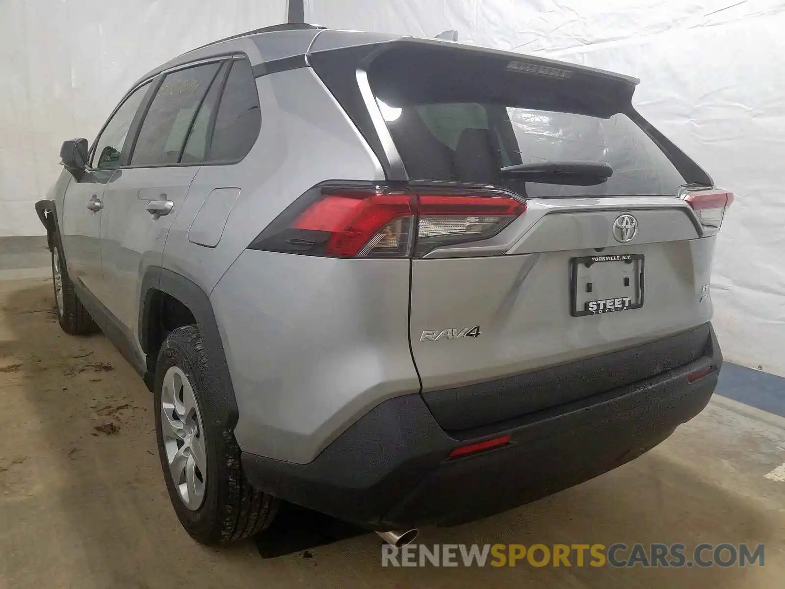 3 Photograph of a damaged car 2T3F1RFV9KC059644 TOYOTA RAV4 2019