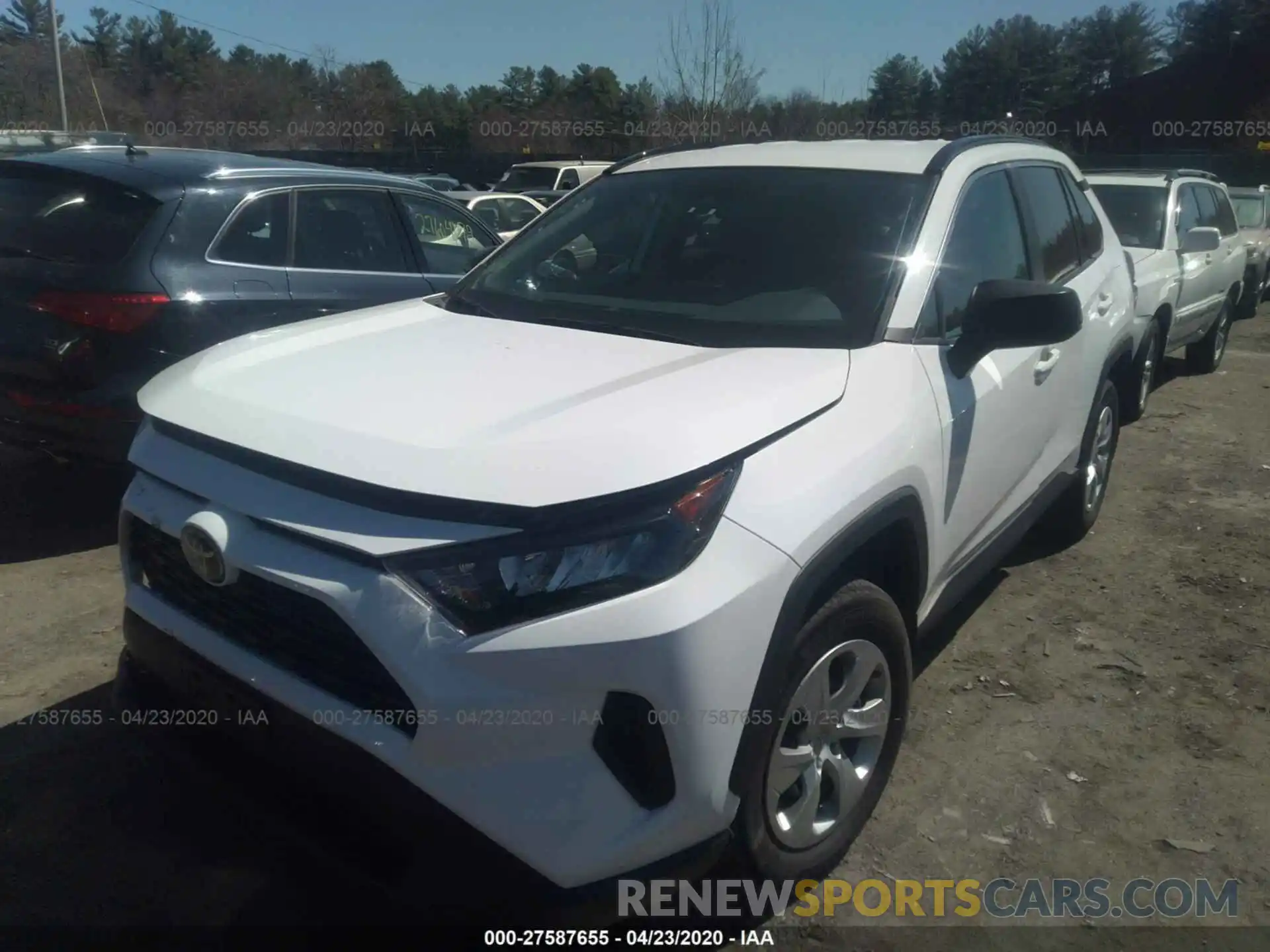 2 Photograph of a damaged car 2T3F1RFV9KW028912 TOYOTA RAV4 2019