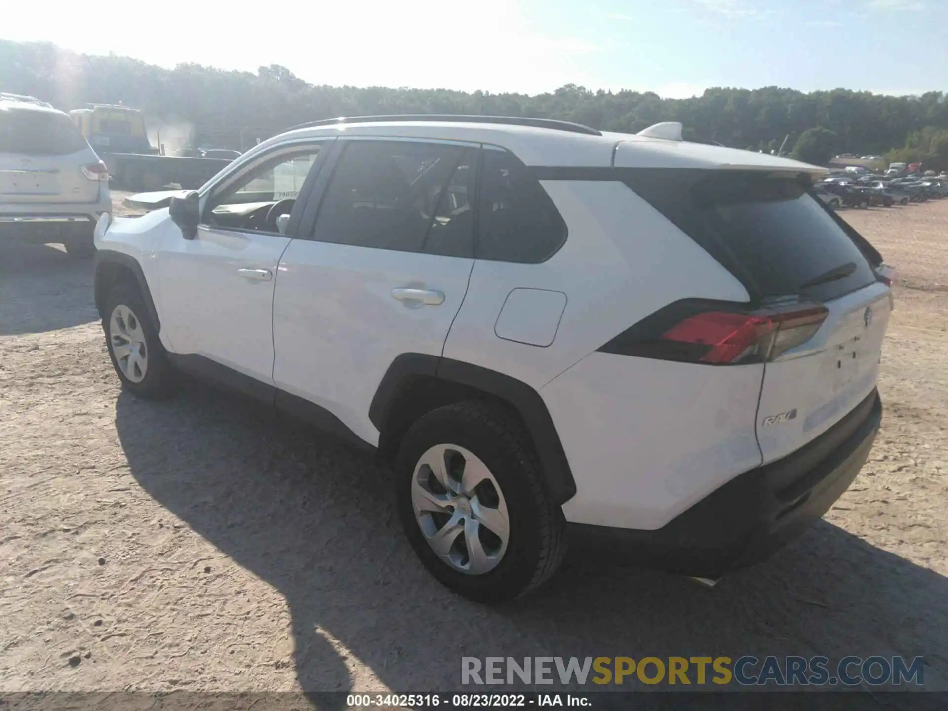 3 Photograph of a damaged car 2T3F1RFV9KW029476 TOYOTA RAV4 2019