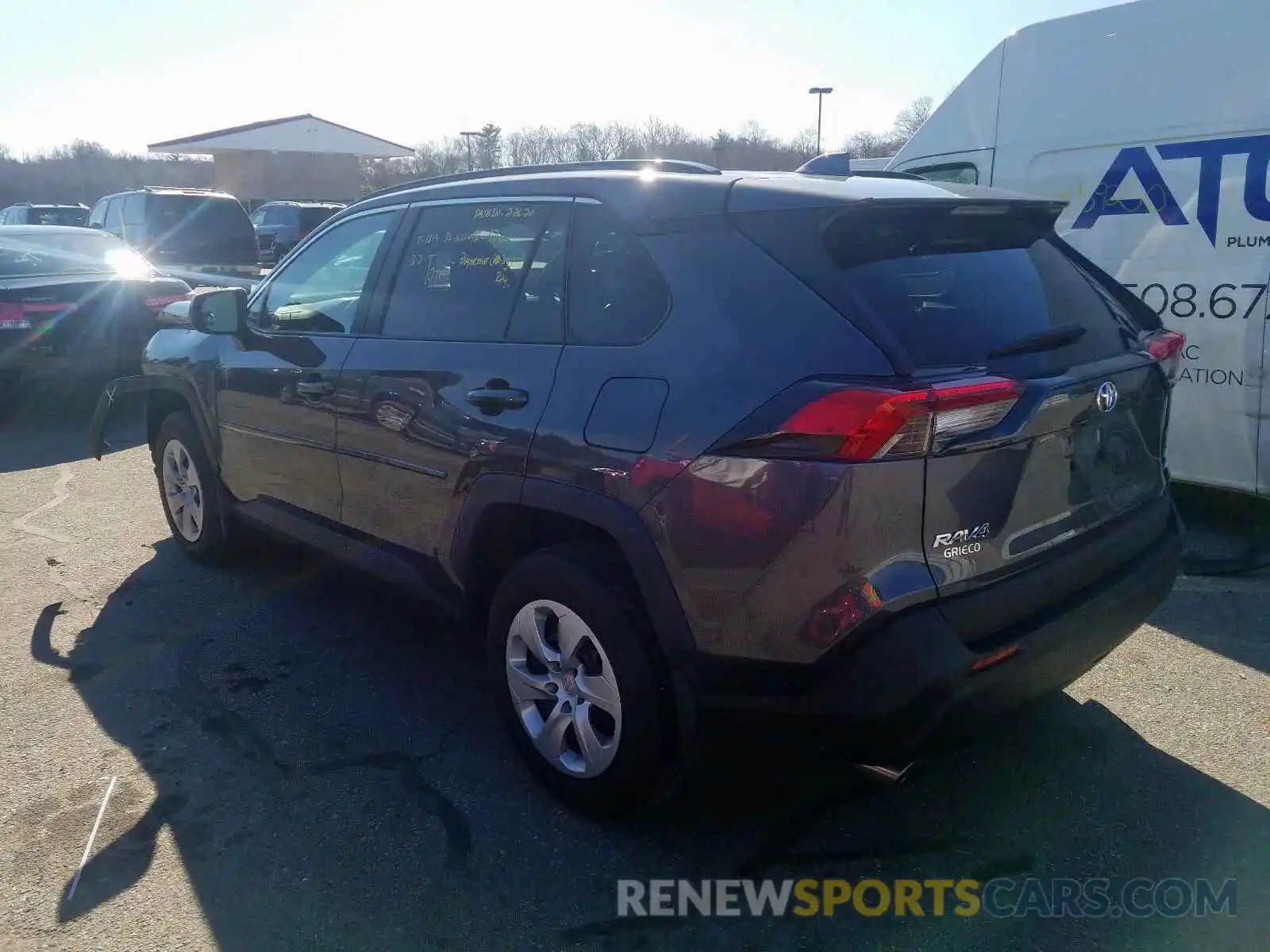 3 Photograph of a damaged car 2T3F1RFV9KW052529 TOYOTA RAV4 2019