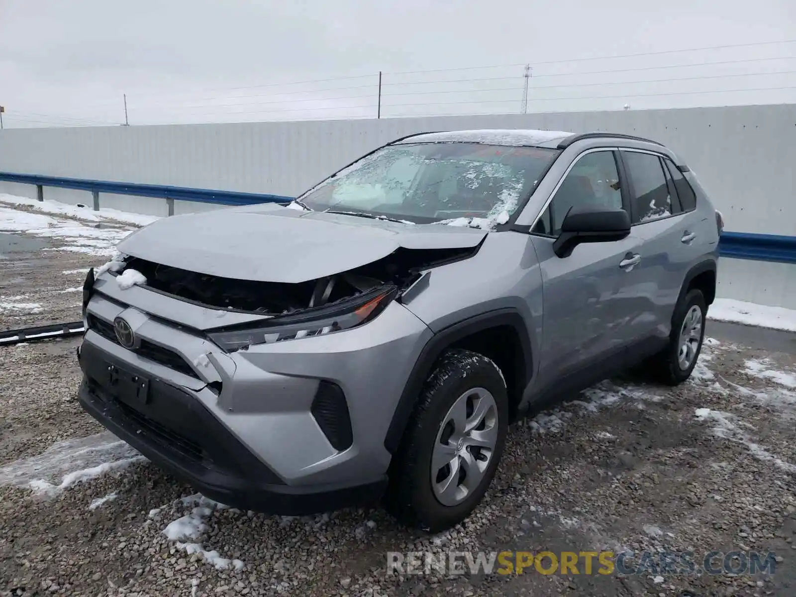 2 Photograph of a damaged car 2T3F1RFV9KW054670 TOYOTA RAV4 2019